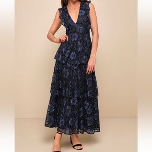 Ankle length, black and blue LuLu wedding guest dress!
